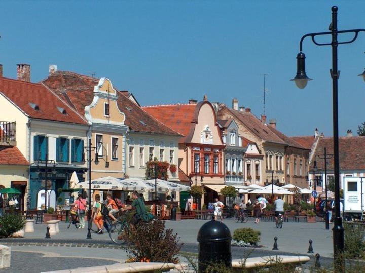Arany Strucc Hotel Koszeg Bagian luar foto